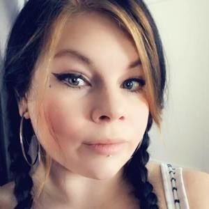 Meet your Posher, Geneviève